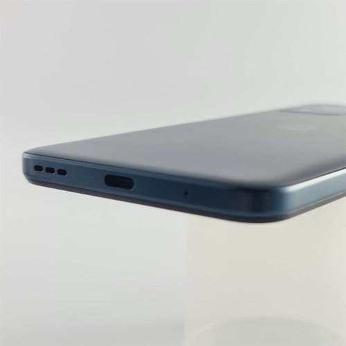 Смартфон MOTOROLA Moto E13 64 GB Aurora Green USED **
