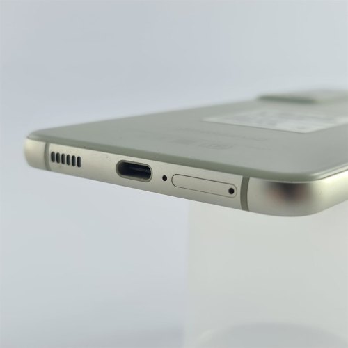 Смартфон Samsung Galaxy S21 FE 5G 256 GB Olive USED **