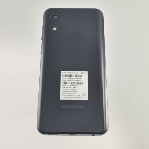 Смартфон Samsung Galaxy A03 Core 32 GB Black USED **
