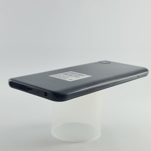 Смартфон Samsung Galaxy A03 Core 32 GB Black USED **