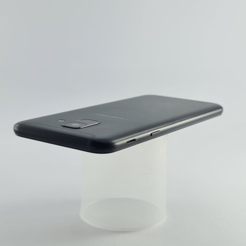 Смартфон Samsung Galaxy A6 2018 32 GB Black USED **