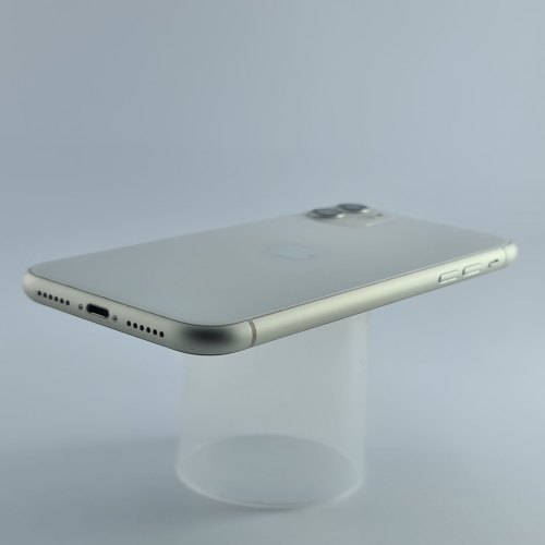 Смартфон Apple iPhone 11 128 GB White USED **