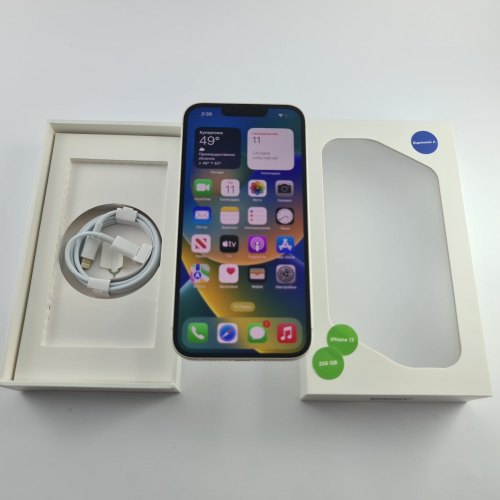 Смартфон Apple iPhone 13 256 GB Starlight USED **
