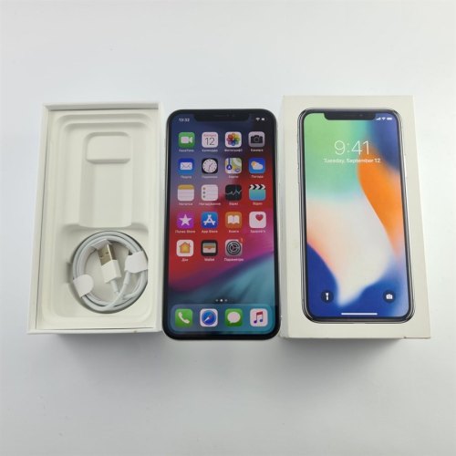 Смартфон Apple iPhone X 64 GB Silver USED **