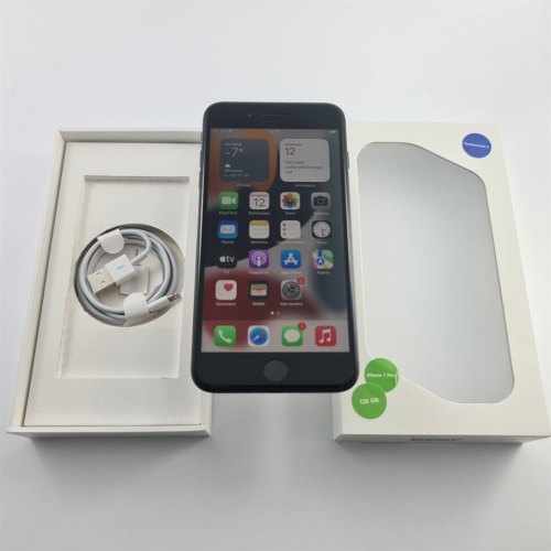 Смартфон Apple iPhone 7 Plus 128 GB Black USED **