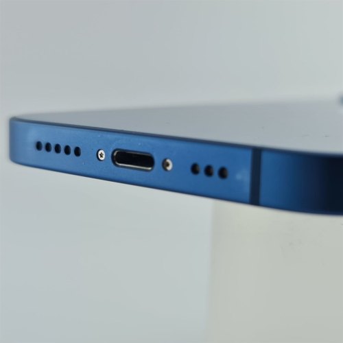 Смартфон Apple iPhone 13 256 GB Blue USED **