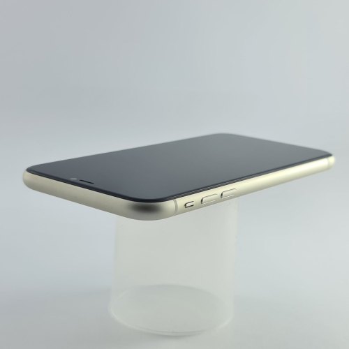 Смартфон Apple iPhone 11 64 GB White USED **