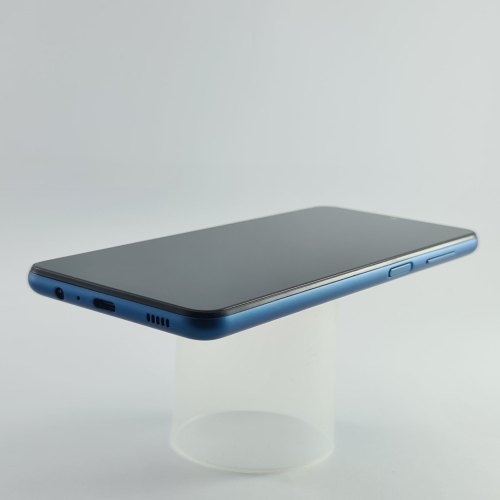 Смартфон Samsung Galaxy A12 32 GB Blue USED **
