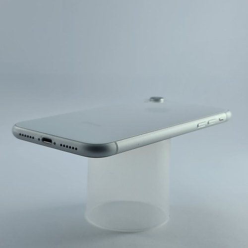 Смартфон Apple iPhone Xr 128 GB White USED **