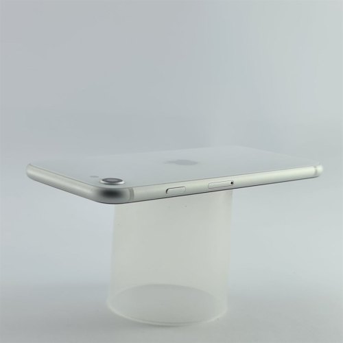 Смартфон Apple iPhone SE Gen.2 64 GB White USED **