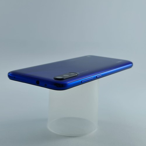 Смартфон Xiaomi Mi A3 64 GB Blue USED **