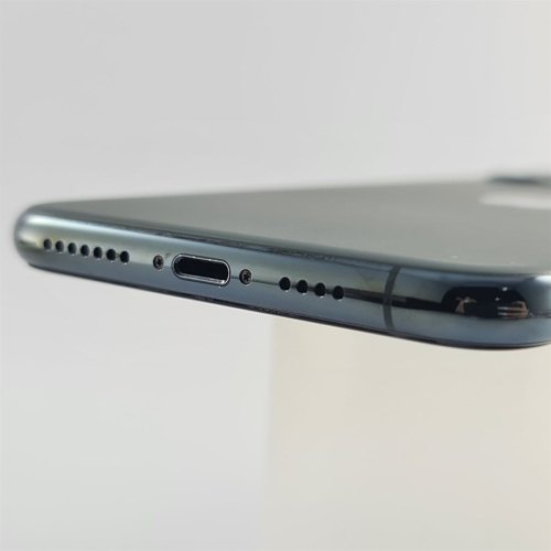 Смартфон Apple iPhone 11 Pro Max 64 GB Midnight Green USED **