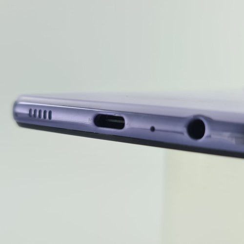 Смартфон Samsung Galaxy A52 128 GB Light Violet USED **