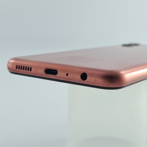 Смартфон Samsung Galaxy A04 32 GB Copper USED **