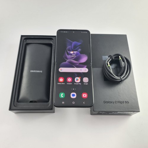Смартфон Samsung Galaxy Z Flip3 256 GB Phantom Black USED **