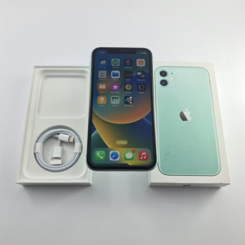 Смартфон Apple iPhone 11 128 GB Green USED **