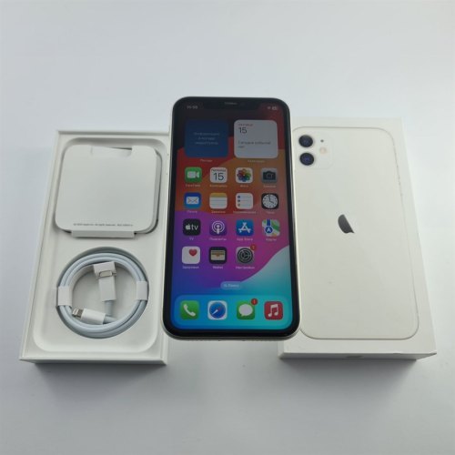Смартфон Apple iPhone 11 64 GB White USED **