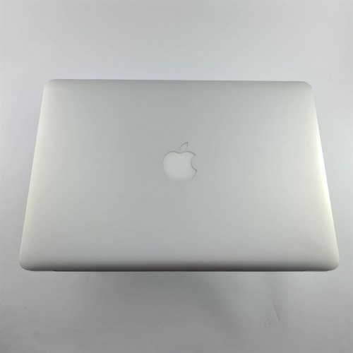 Ноутбук MacBook Air 13  Intel Core i5, 8 GB, 128 GB, Silver USED ** (MQD32)