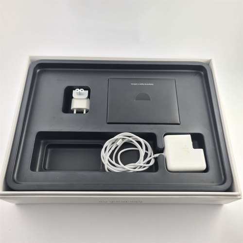 Ноутбук MacBook Air 13  Intel Core i5, 8 GB, 128 GB, Silver USED ** (MMGF2)