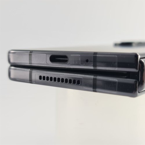 Смартфон Samsung Galaxy Z Fold 4 512 GB Phantom Black USED **