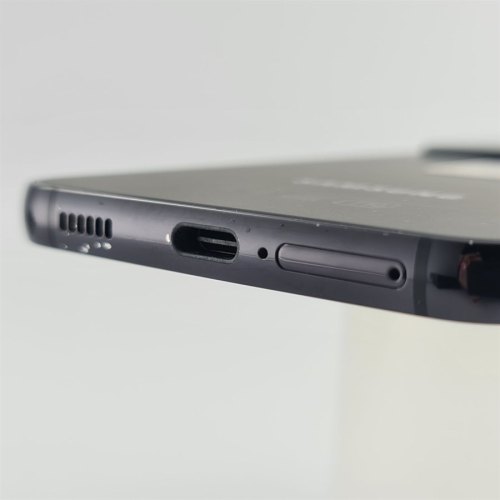 Смартфон Samsung Galaxy S22 256 GB Phantom Black USED **