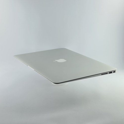 Ноутбук MacBook Air 13  Intel Core i5, 4 GB, 128 GB, Silver USED ** (MD760)