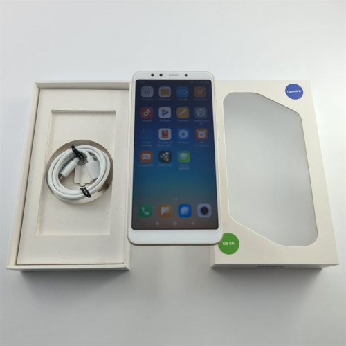 Смартфон Xiaomi Redmi 5 32 GB Gold USED **