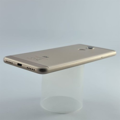 Смартфон Xiaomi Redmi 5 32 GB Gold USED **