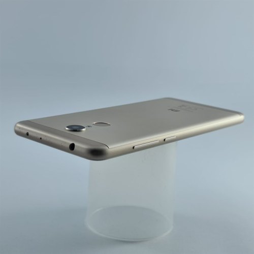 Смартфон Xiaomi Redmi 5 32 GB Gold USED **