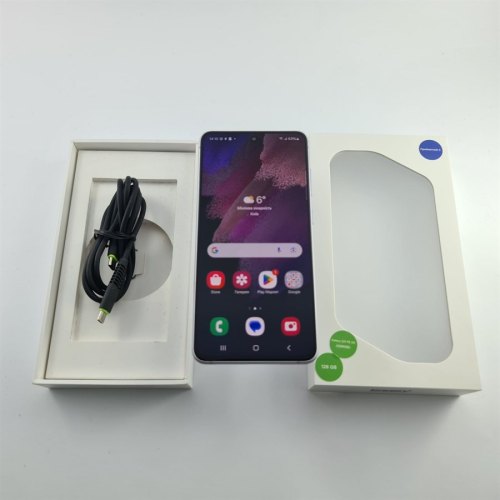 Смартфон Samsung Galaxy S21 FE 5G 128 GB Lavender USED **