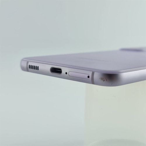 Смартфон Samsung Galaxy S21 FE 5G 128 GB Lavender USED **
