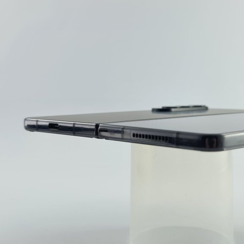 Смартфон Samsung Galaxy Z Fold 4 512 GB Phantom Black USED **