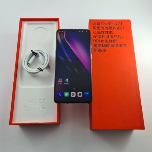 Смартфон OnePlus 7T 256 GB Frosted Silver USED **
