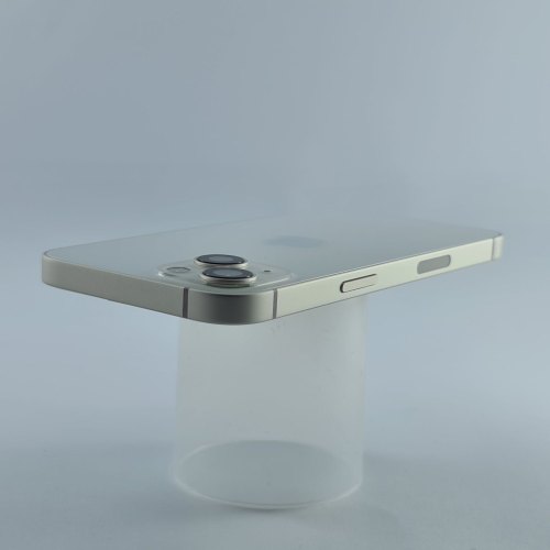 Смартфон Apple iPhone 13 128 GB Starlight USED **