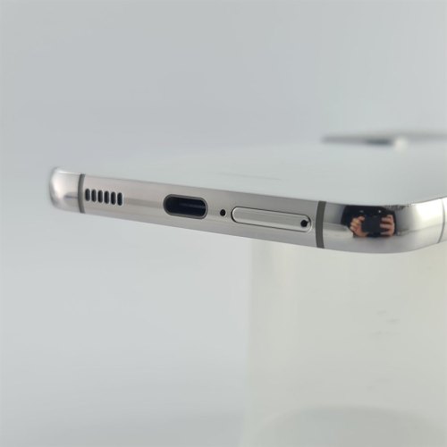 Смартфон Samsung Galaxy S22 Plus 256 GB Phantom White USED **