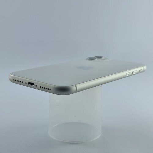 Смартфон Apple iPhone 11 64 GB White USED **