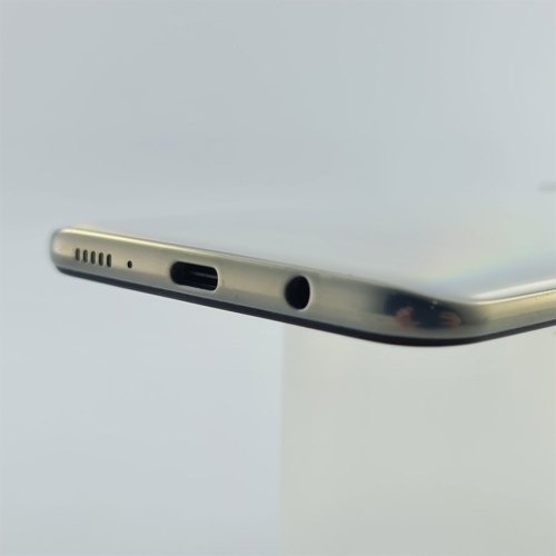 Смартфон Samsung Galaxy A50 64 GB White USED **