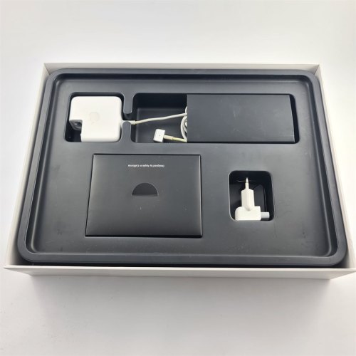 Ноутбук MacBook Air 13  Intel Core i5, 8 GB, 128 GB, Silver USED ** (MQD32)