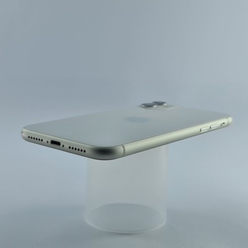 Смартфон Apple iPhone 11 128 GB White USED **