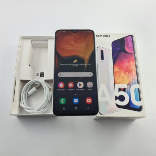 Смартфон Samsung Galaxy A50 64 GB White USED **