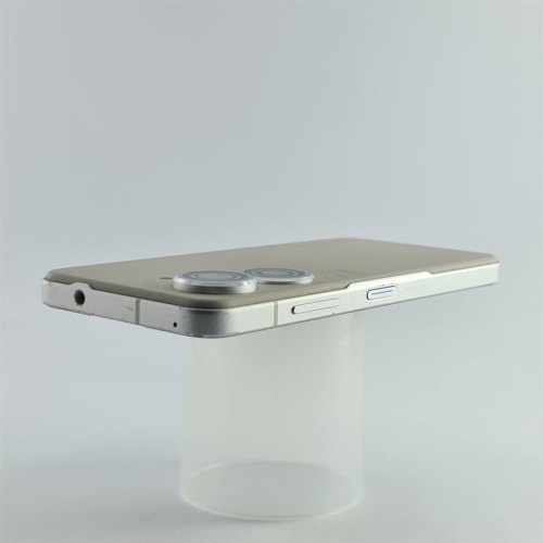 Смартфон ASUS ZenFone 9 128 GB Moonlight White USED **