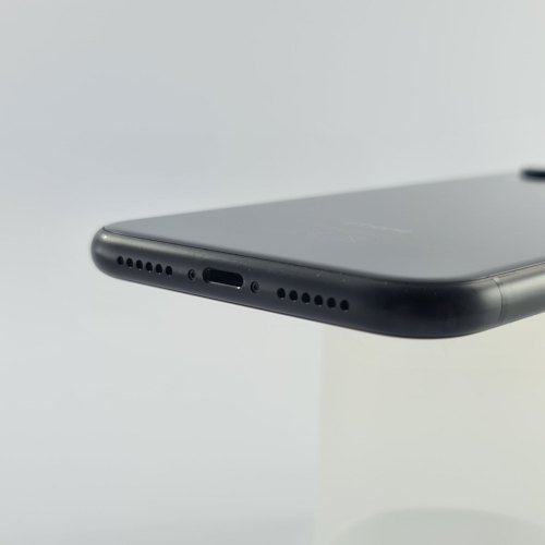 Смартфон Apple iPhone Xr 64 GB Black USED **