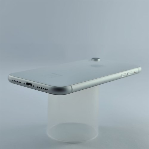 Смартфон Apple iPhone Xr 128 GB White USED **