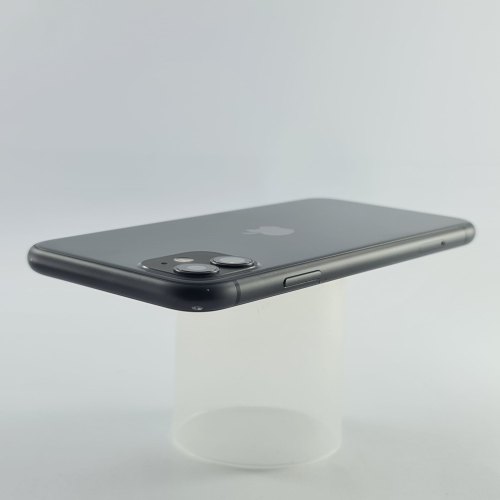 Смартфон Apple iPhone 11 64 GB Black USED **