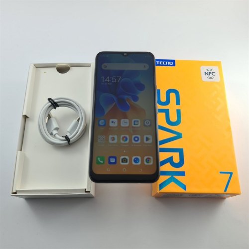 Смартфон TECNO Spark 7 64 GB Magnet Black USED **