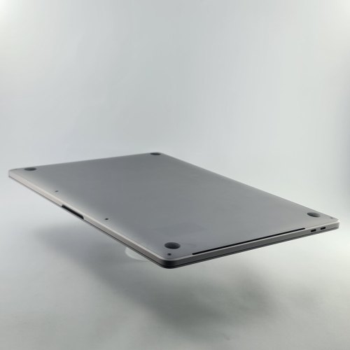 Ноутбук MacBook Pro 15 with Touch Bar Intel Core i7, 16 GB, 256 GB, Silver USED ** (MPTU2)