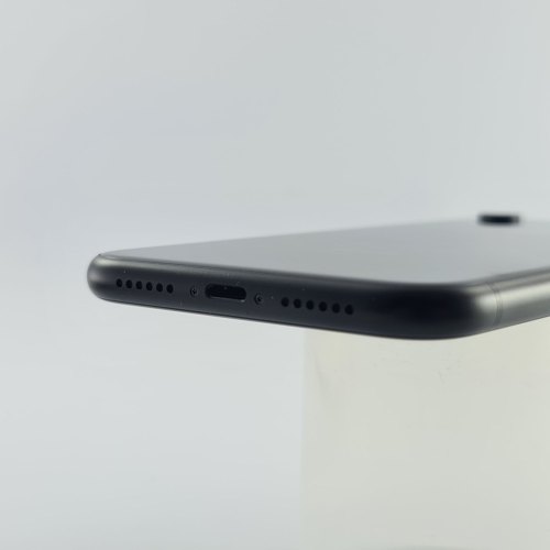 Смартфон Apple iPhone Xr 128 GB Black USED **