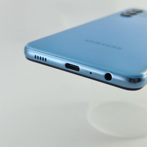 Смартфон Samsung Galaxy A32 64 GB Blue USED **