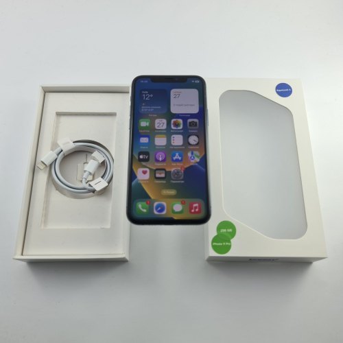 Смартфон Apple iPhone 11 Pro 256 GB Midnight Green USED **