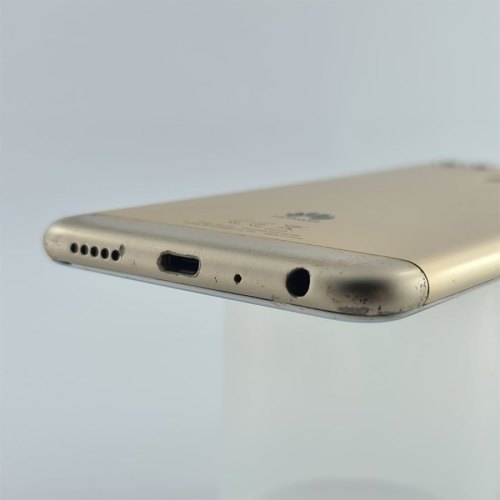 Смартфон Huawei P Smart 2018 32 GB Gold USED **